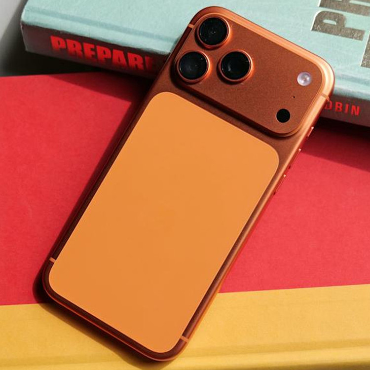 گوشی موبایل اپل مدل iPhone 17 Pro Max CH دو سیم کارت ظرفیت 256 گیگابایت و رم 12 گیگابایت - نات اکتیو / ریجستر شده