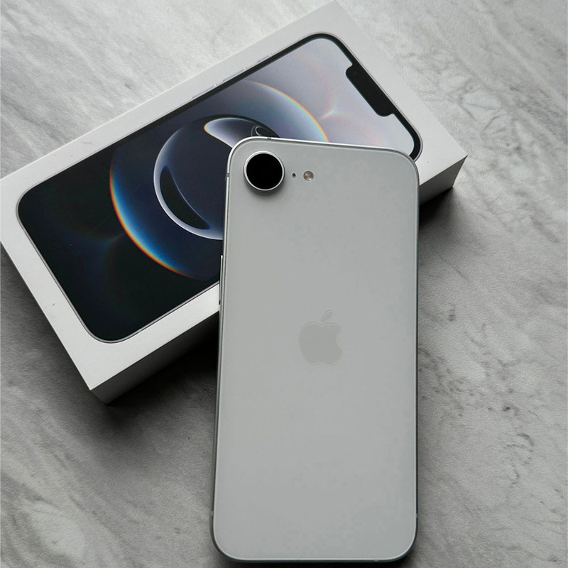 گوشی موبایل اپل مدل iPhone 16e ZAA دو سیم کارت ظرفیت 128 گیگابایت و رم 8 گیگابایت