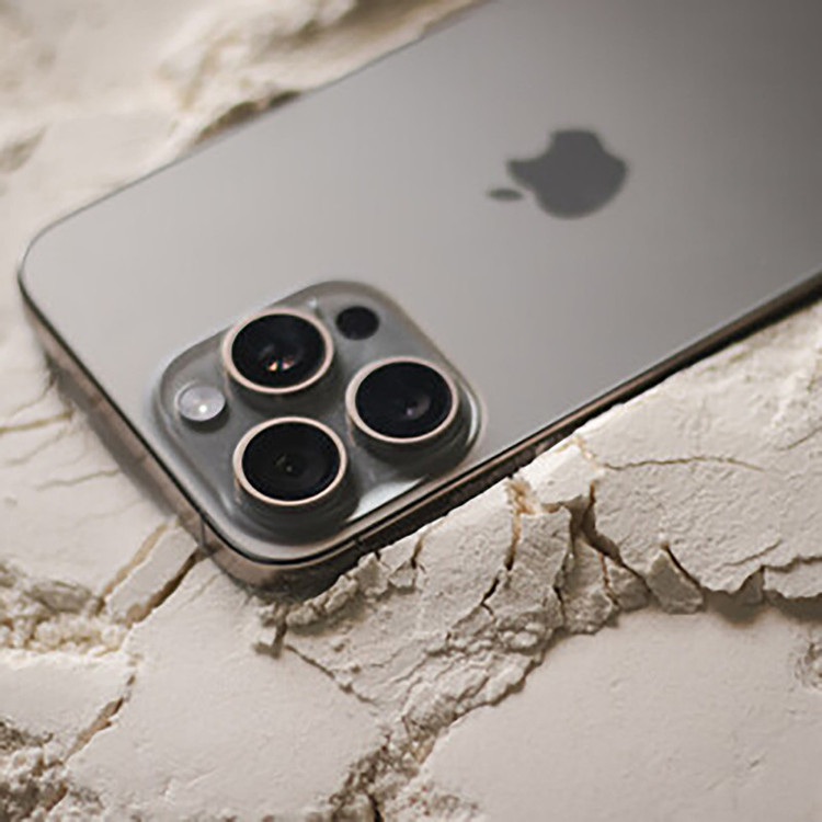 گوشی موبایل اپل مدل iPhone 15 Pro Max CH دو سیم کارت ظرفیت 256 گیگابایت و رم 8 گیگابایت ریجستر شده