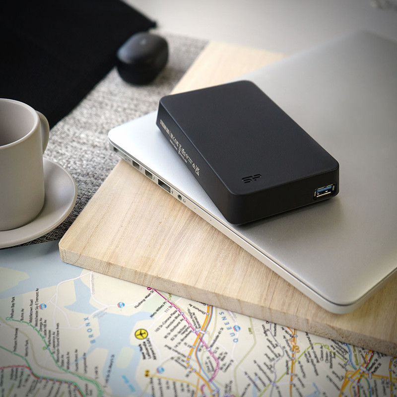 هارد اکسترنال سیلیکون پاور مدل Stream S05 ظرفیت یک ترابایت دارای رابط USB Type-A 3.0