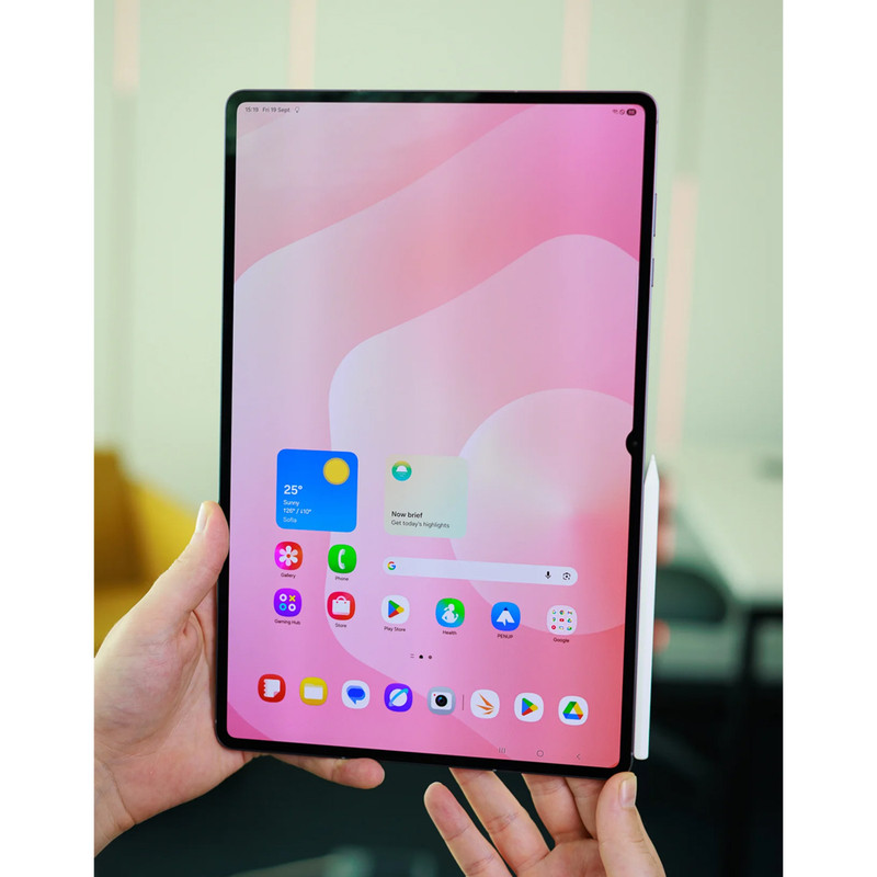 تبلت ۱۴.۶ اینچ سامسونگ مدل Galaxy Tab S11 Ultra Wi-Fi ظرفیت 256 گیگابایت و رم 12 گیگابایت، رزولوشن دوربین ۱۳ مگاپیکسل، پشتیبانی از قلم و کیبورد