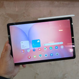 تبلت 10.9 اینچ سامسونگ مدل Galaxy Tab S10 Lite با ظرفیت 256 گیگابایت و رم 8 گیگابایت، قابلیت پشتیبانی از سیم کارت، رزولوشن دوربین اصلی ۸ مگاپیکسل، پشتیبانی از قلم