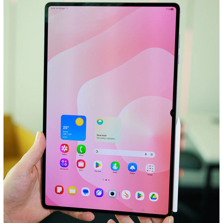 تبلت ۱۴.۶ اینچ سامسونگ مدل Galaxy Tab S11 Ultra ظرفیت 256 گیگابایت و رم 12 گیگابایت، قابلیت پشتیبانی از سیم کارت، رزولوشن دوربین ۱۳ مگاپیکسل، پشتیبانی از قلم و کیبورد