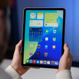 تبلت 13 اینچ اپل مدل iPad Air 2026 M4 Wi-Fi ظرفیت 128 گیگابایت و رم 12 گیگابایت، رزولوشن دوربین اصلی ۱۲ مگاپیکسل، پشتیبانی از قلم و کیبورد