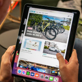 تبلت 11 اینچ اپل مدل iPad Air 2026 M4 Wi-Fi ظرفیت 512 گیگابایت و رم 12 گیگابایت، رزولوشن دوربین اصلی ۱۲ مگاپیکسل، پشتیبانی از قلم و کیبورد