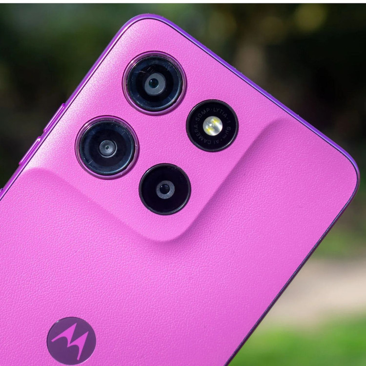 گوشی موبایل موتورولا مدل Moto G17 دو سیم کارت ظرفیت 256 گیگابایت و رم 8 گیگابایت