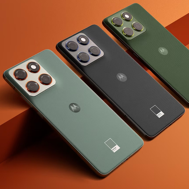 گوشی موبایل موتورولا مدل Edge 70 دو سیم کارت ظرفیت 256 گیگابایت و رم 8 گیگابایت